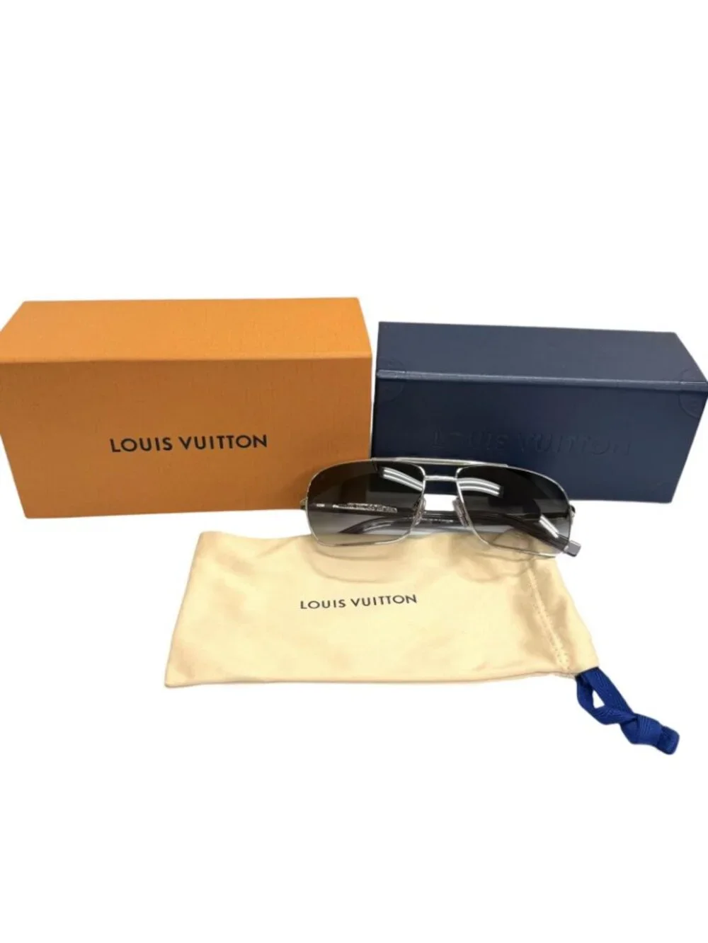Louis Vuitton Sunglasses Attitude Argent 59 Demo Lens Eyewear